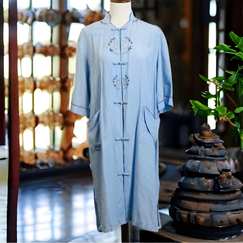 Vintage Mandarin Fashions Kimono Robe - Picture 14 of 14